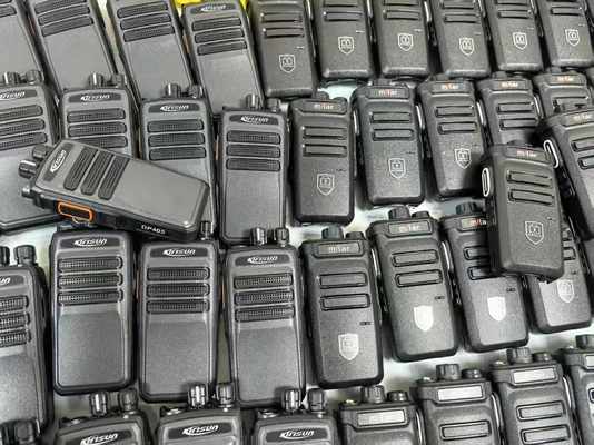 Αγορά Kirisun UP305 DMR Portable Two-Way Radio Handheld Walkie Talkie with 256 Storage Channels 2000-2500mAh Battery and 1 Year Warranty σε απευθείας σύνδεση κατασκευή