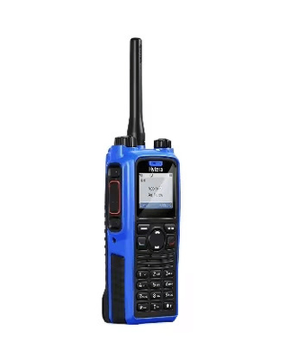 Αδιάβροχο Δύοπλευρο Ραδιοφώνημα PD795EX FM πρότυπα και πρότυπα IEC με προστασία IP67 από σκόνη και νερό.